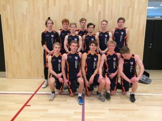 Skolens baskethold har deltaget i flere turneringer