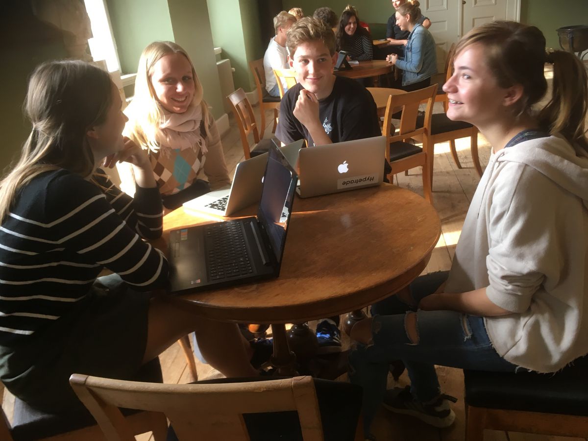 Elever og lærere fra Königs Wusterhausen på besøg