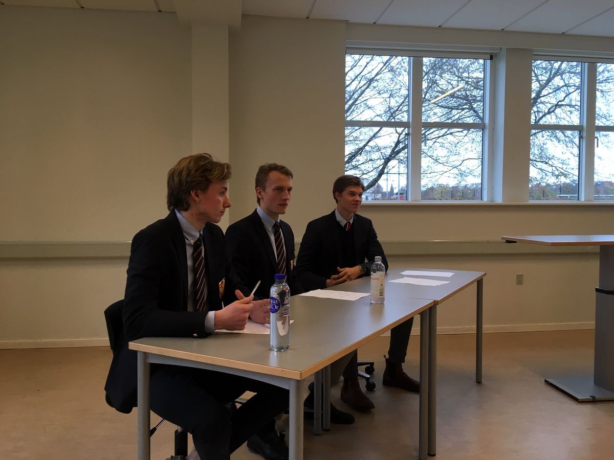 Vores elever til Debating Cup 2019 - Region South