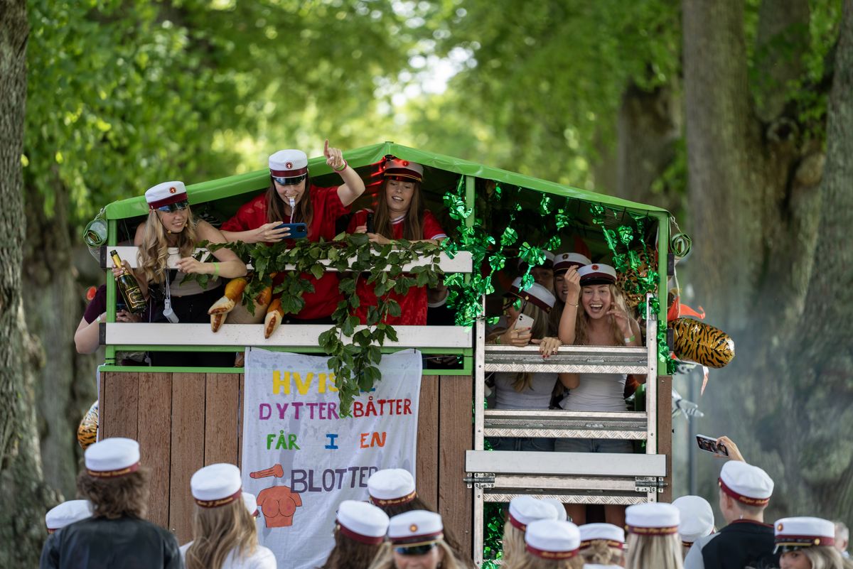 Tillykke og farvel til årets studenter