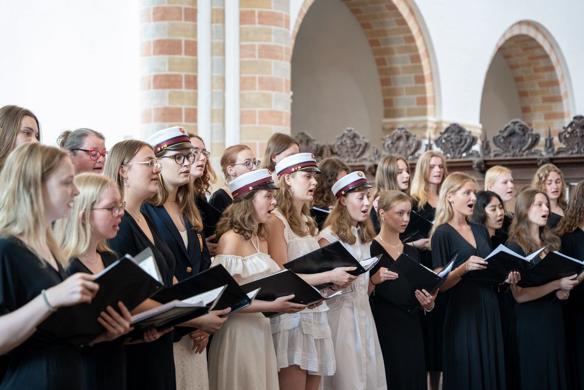 Tillykke og farvel til årets studenter