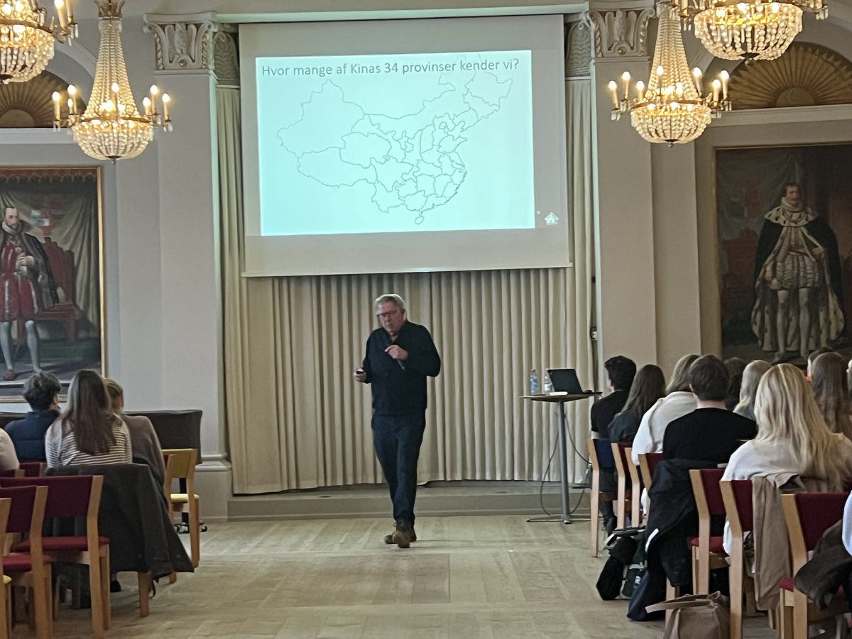 Otto Leholt forelæste om Kinas historie