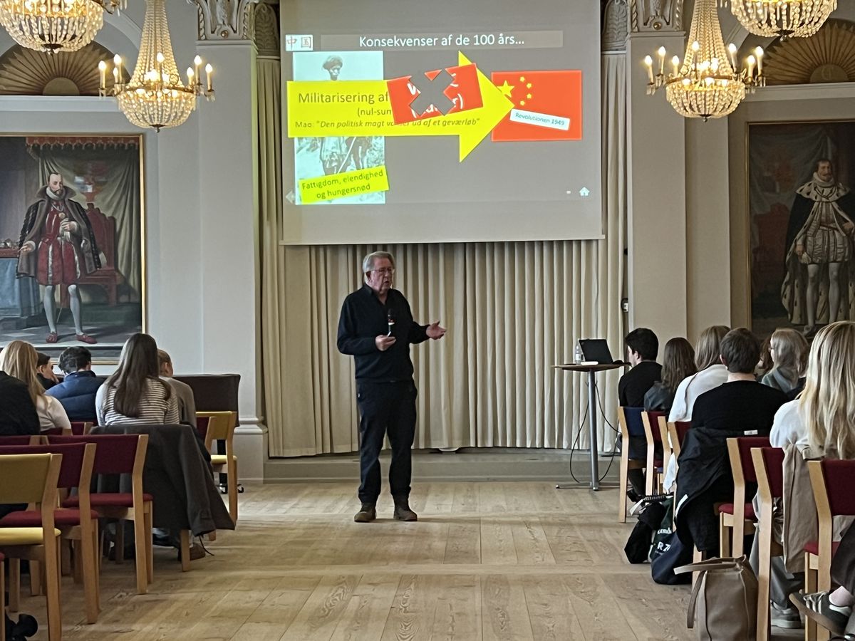 Otto Leholt forelæste om Kinas historie