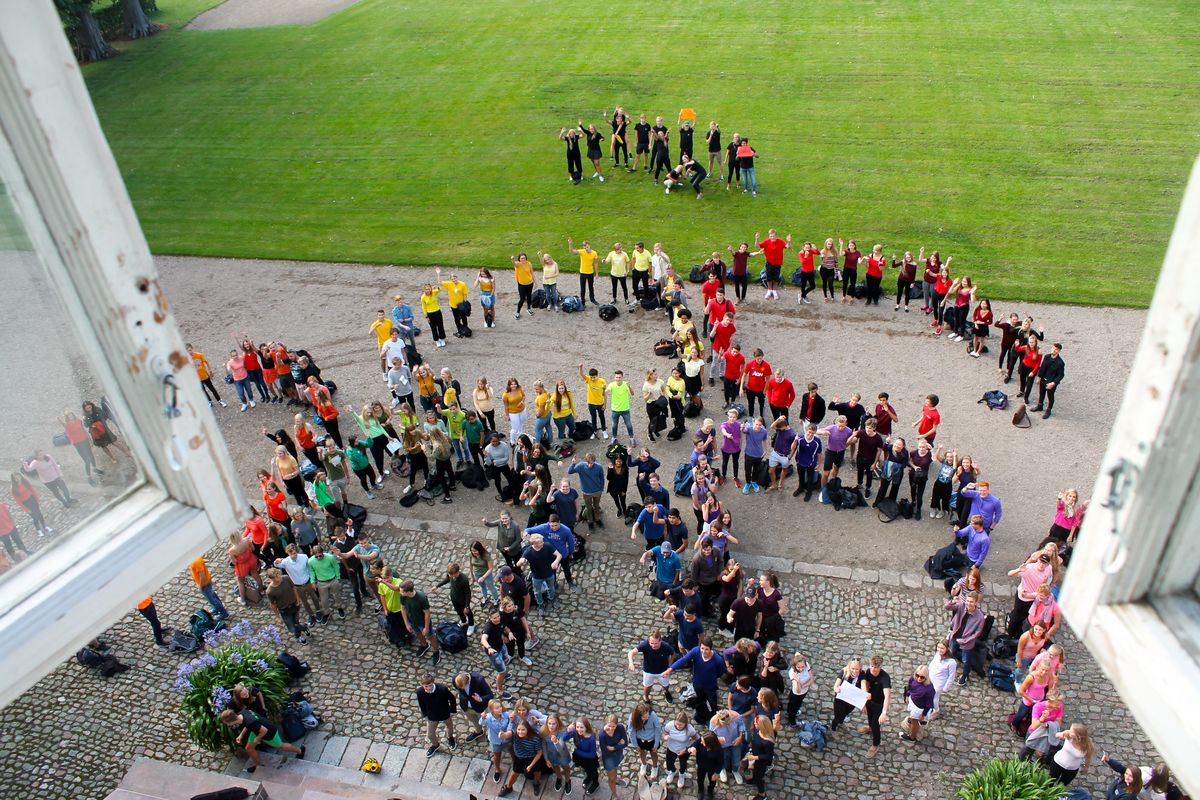 De første billeder fra introuge 2016