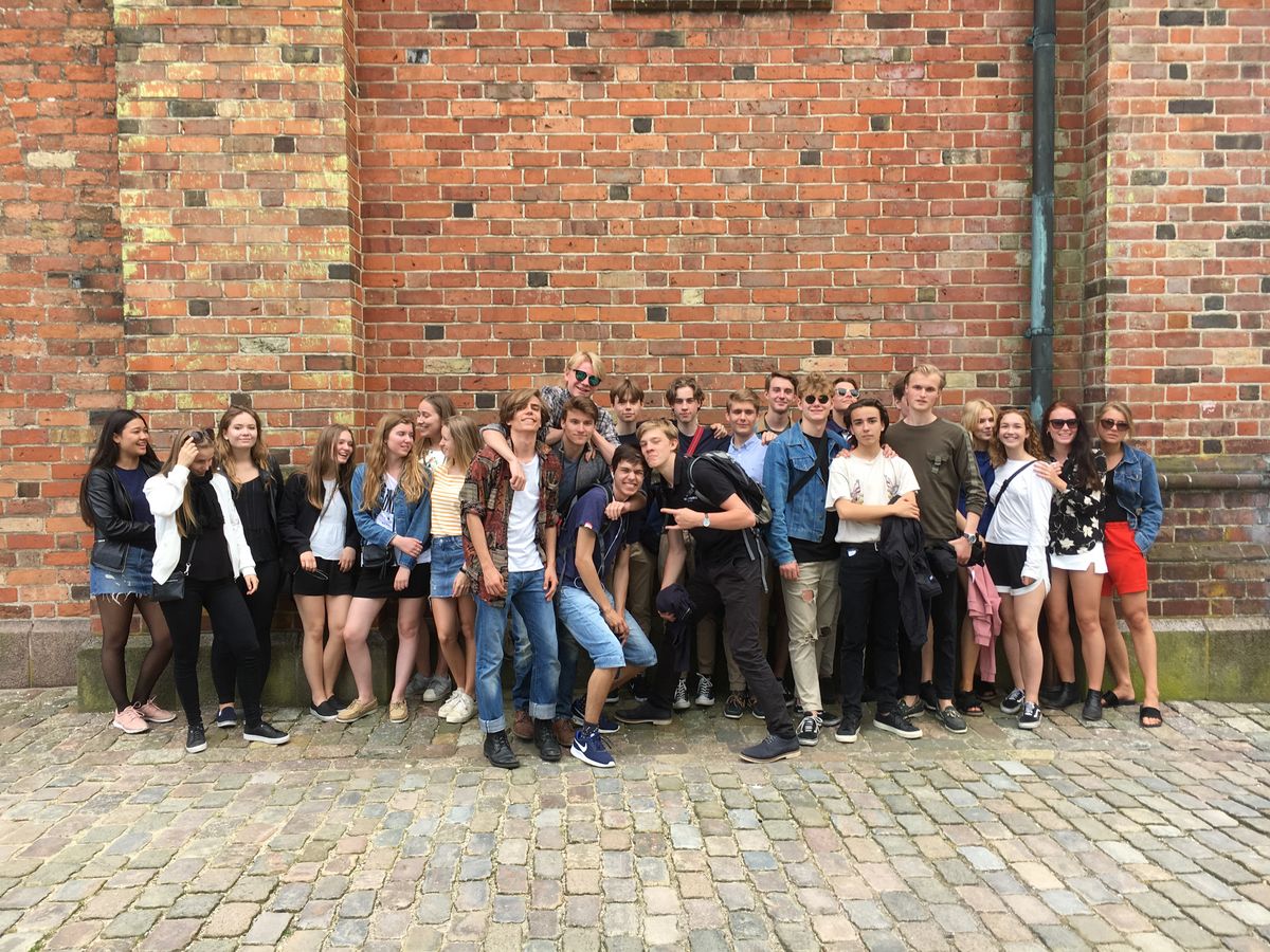 1.g'erne på kirketur