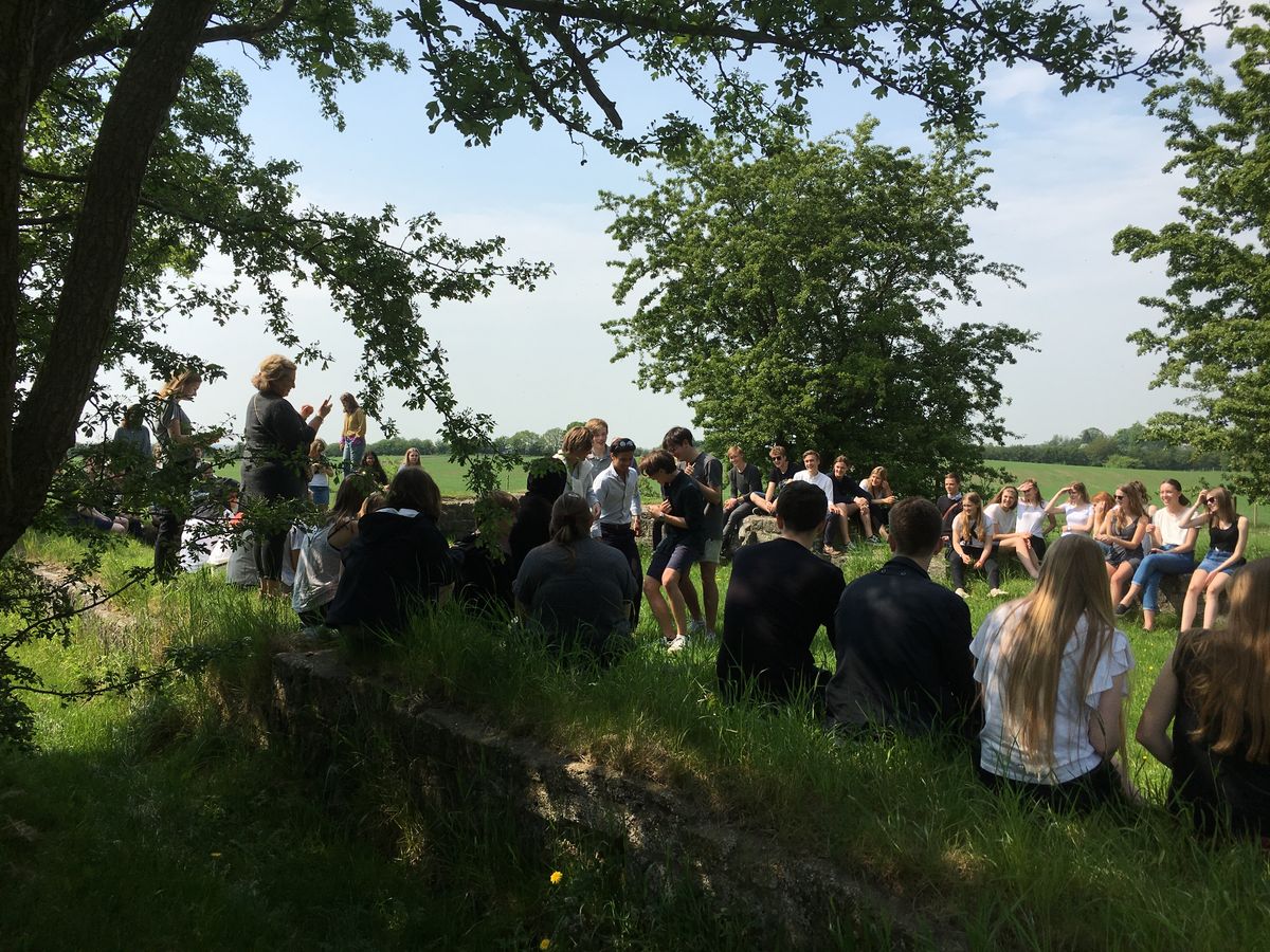 1.g'erne på kirketur