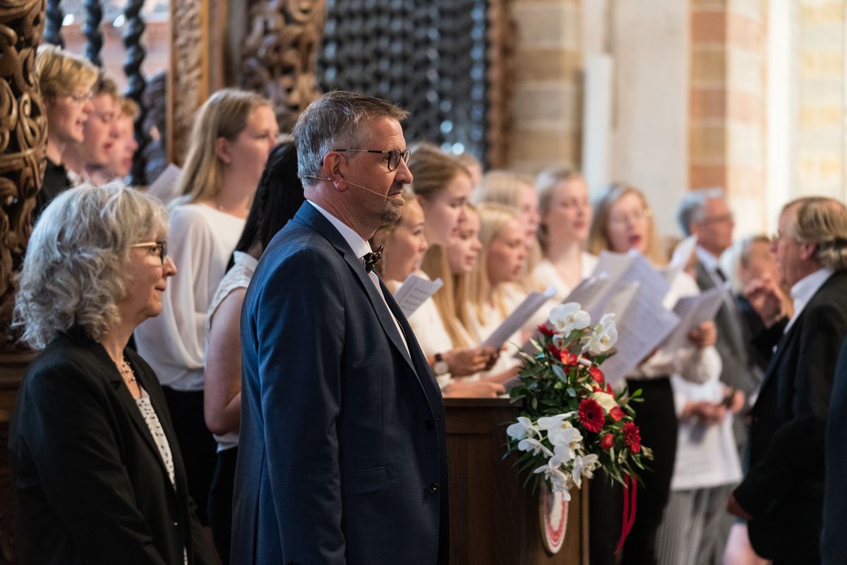 Se alle billederne fra dimissionen