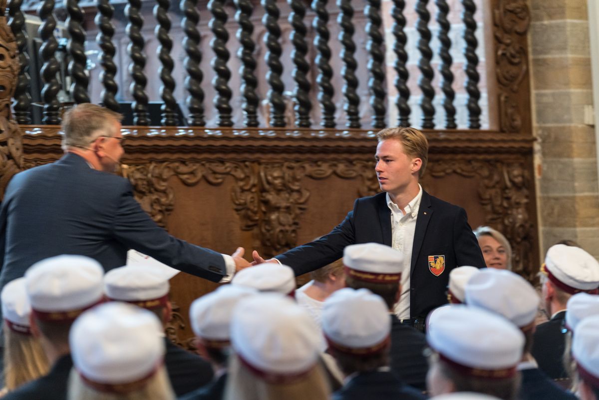 Se alle billederne fra dimissionen