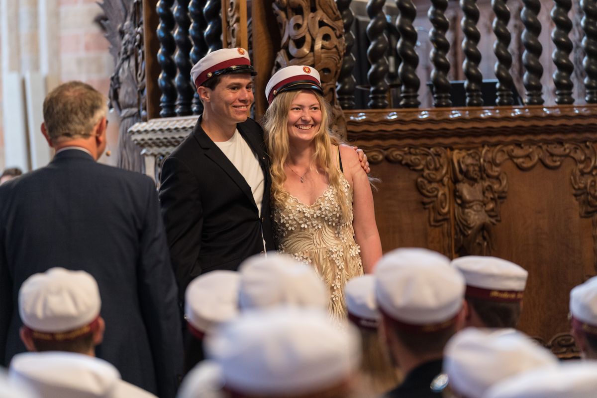 Se alle billederne fra dimissionen