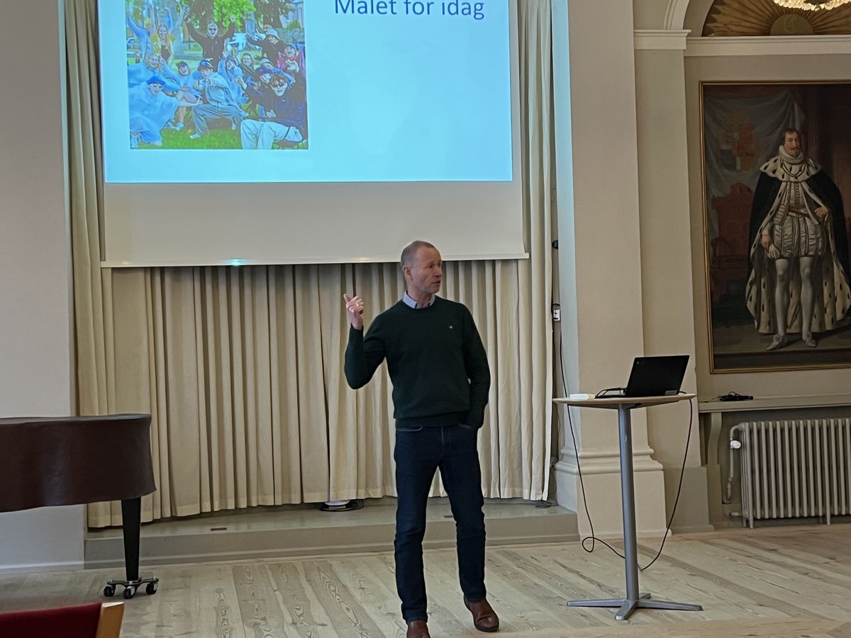 Sven fortalte om strategi og ledelse