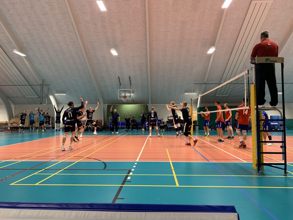 Idræt-B holdene til volleykamp i Korsør