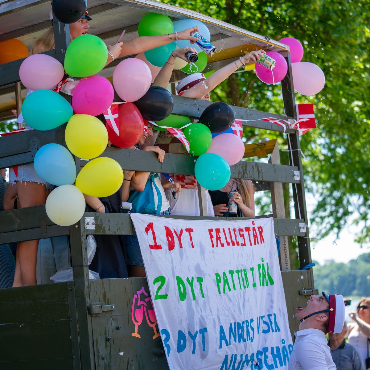 Så blev studenterne fejret