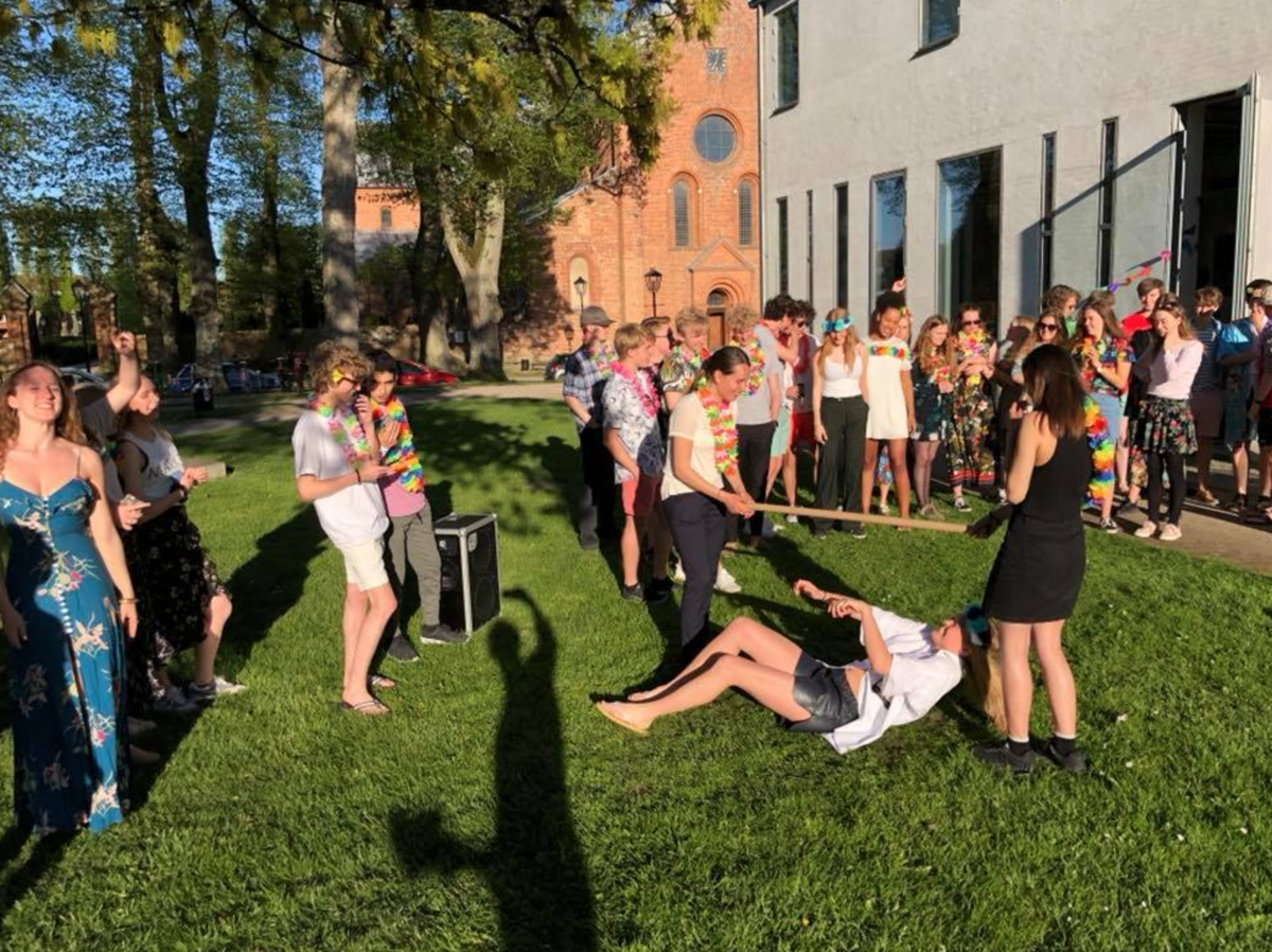 Fest på tværs af årgangene