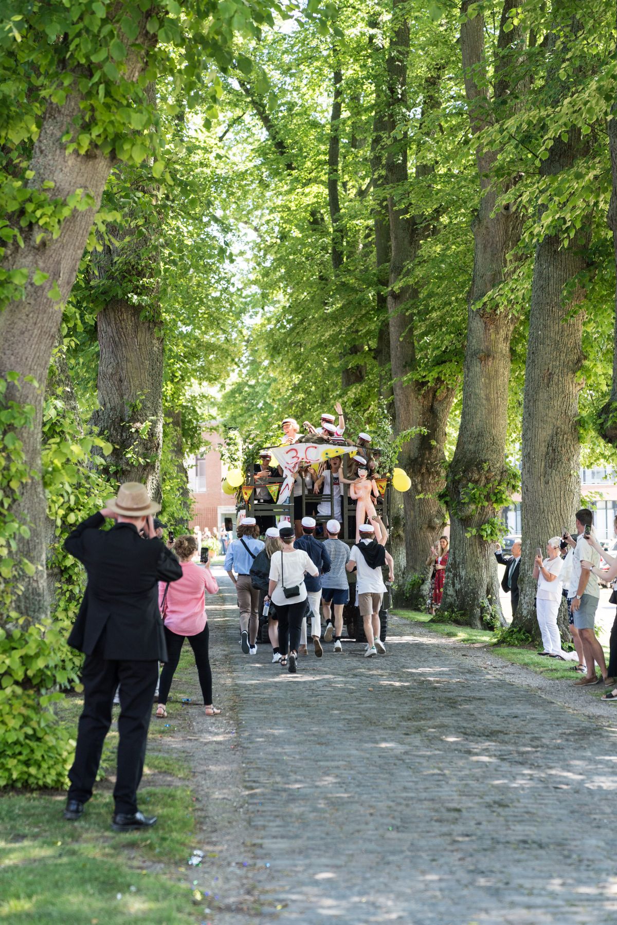 Se alle billederne fra dimissionen